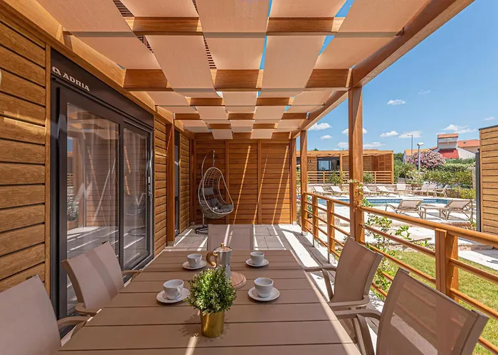 2 Bedroom Gorgeous In *