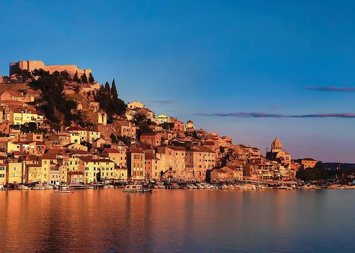 2 Bedroom Gorgeous In ברודאריצה