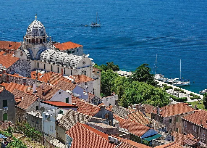 2 Bedroom Gorgeous In